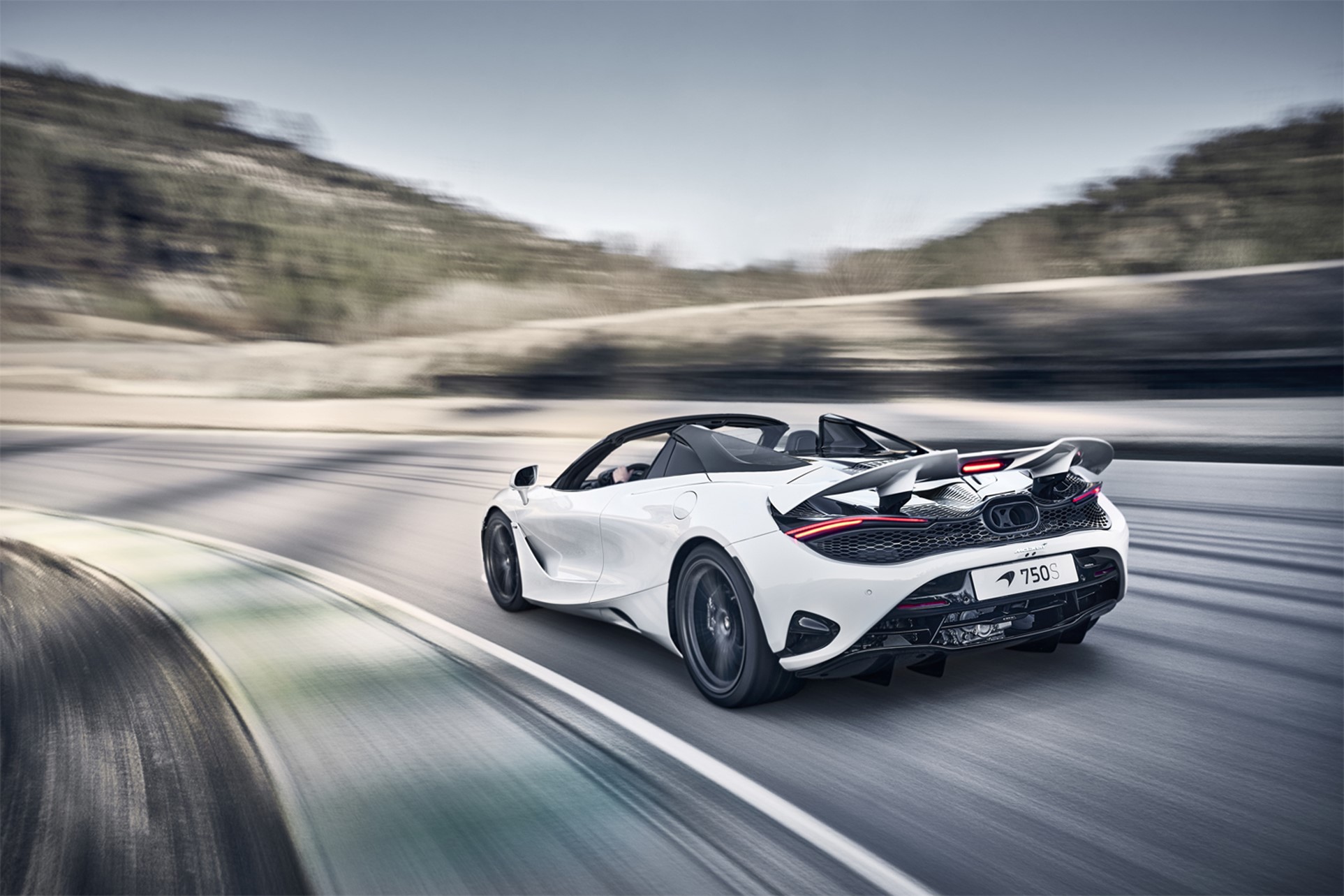 The new McLaren 750S supercar available in coupe and spider body styles provides superior performance, comfort, and agility in a broad range of premium vehicles.